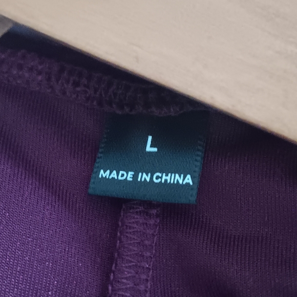 Unbranded Burgundy Velvet Floral Embroidered Ruffle Trim Poncho Romantic Style L - Picture 6 of 6